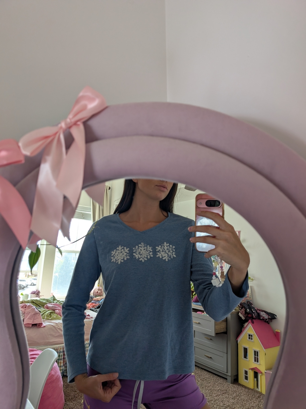 Classic Blue Long-Sleeve Christmas Snowflake Sweatshirt Size Large
